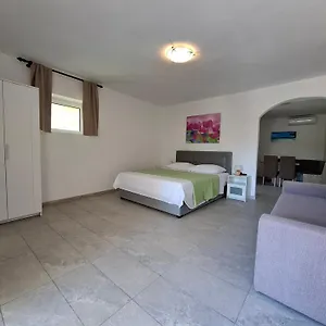 & Mila Apartment Banjol